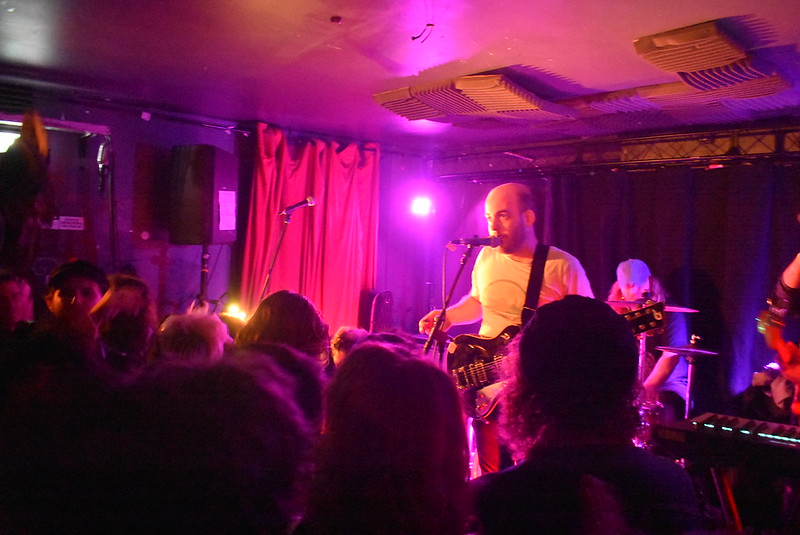 Flathead + 52 Hertz + Las Grimas  en concert